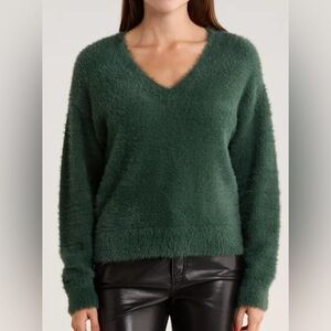 Gemma + Jane Eyelash Fuzzy Vneck Sweater Cozy Forest Green Shaggy Pullover XL